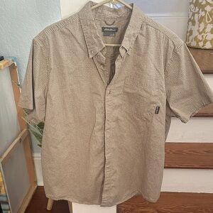 Eddie Bauer men’s short sleeve button-down shirt
